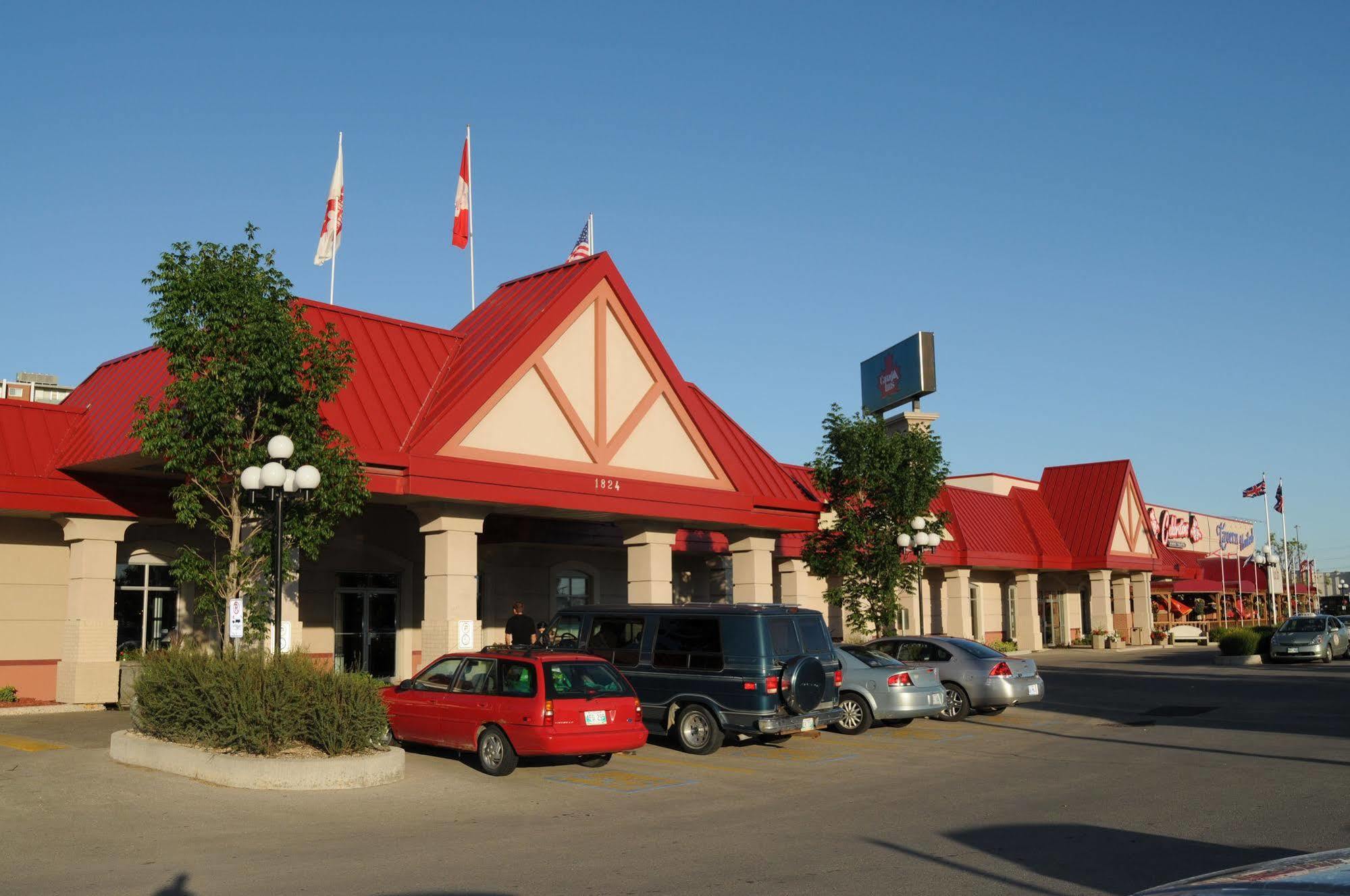 Canad Inns Destination Centre Fort Garry Winnipeg Exterior foto
